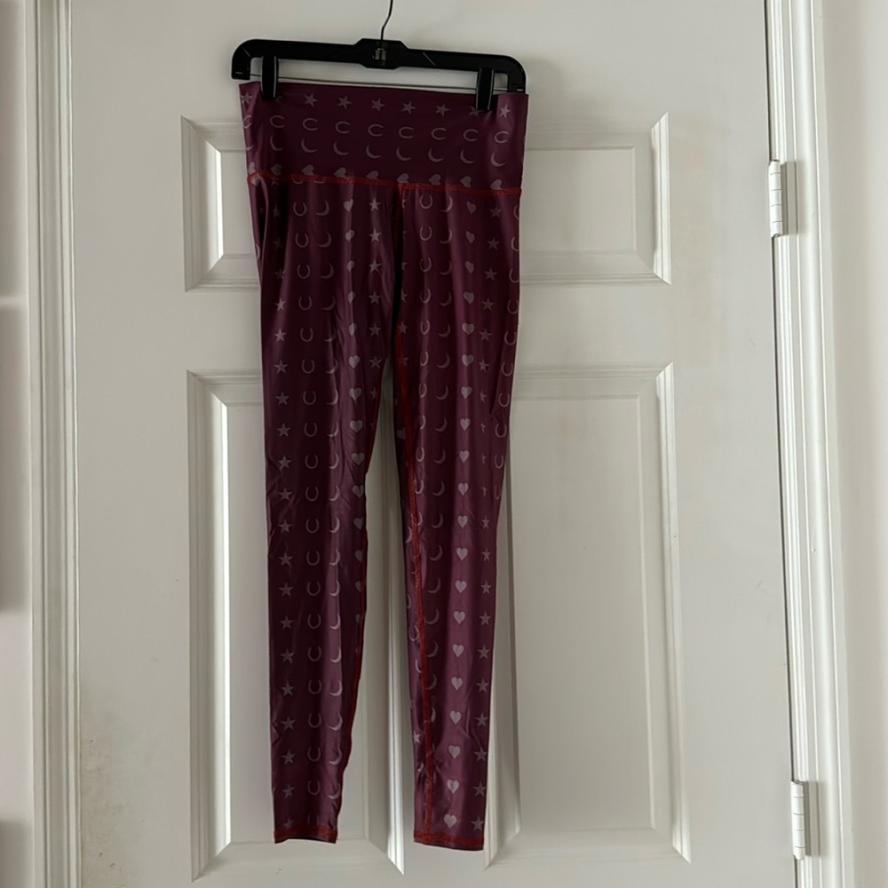 TEEKI FORTUNE TELLER YOGA LEGGINGS NWT SIZE M